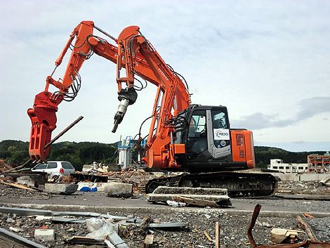 compact excavators in disaster recovery