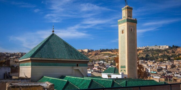 Mosquée Karaouiyine à la ville de Fès au Maroc par sa fondatrice Fatima Al Fihriya.