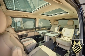 Private Driver services with chauffeur and luxury vehicels