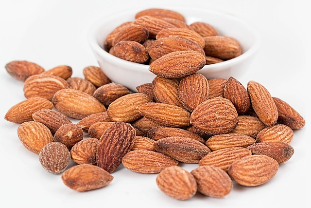 almonds, nuts, roasted