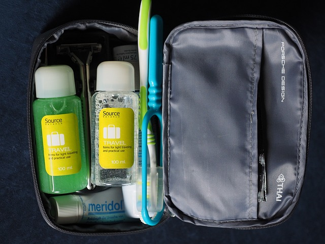 Carry lightweight and small items just like you do for traveling 