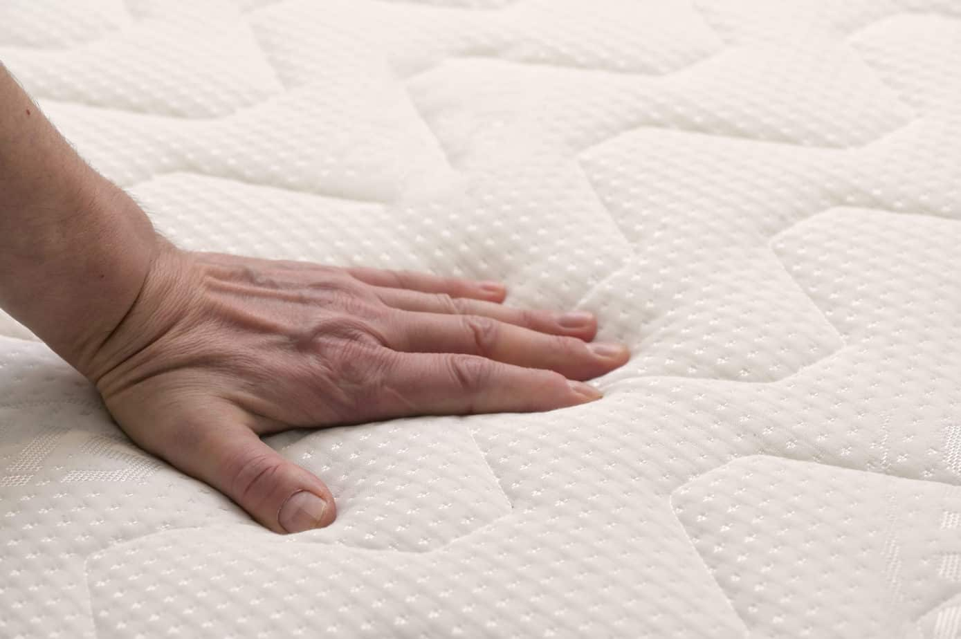 Beds comparable on sale to tempurpedic