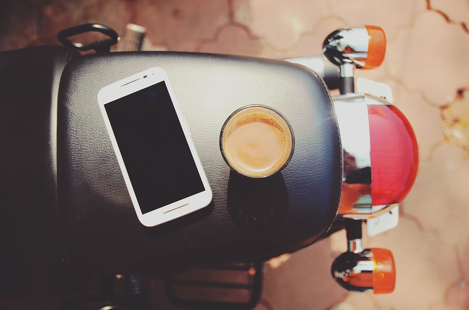 best motorcycle phone mount