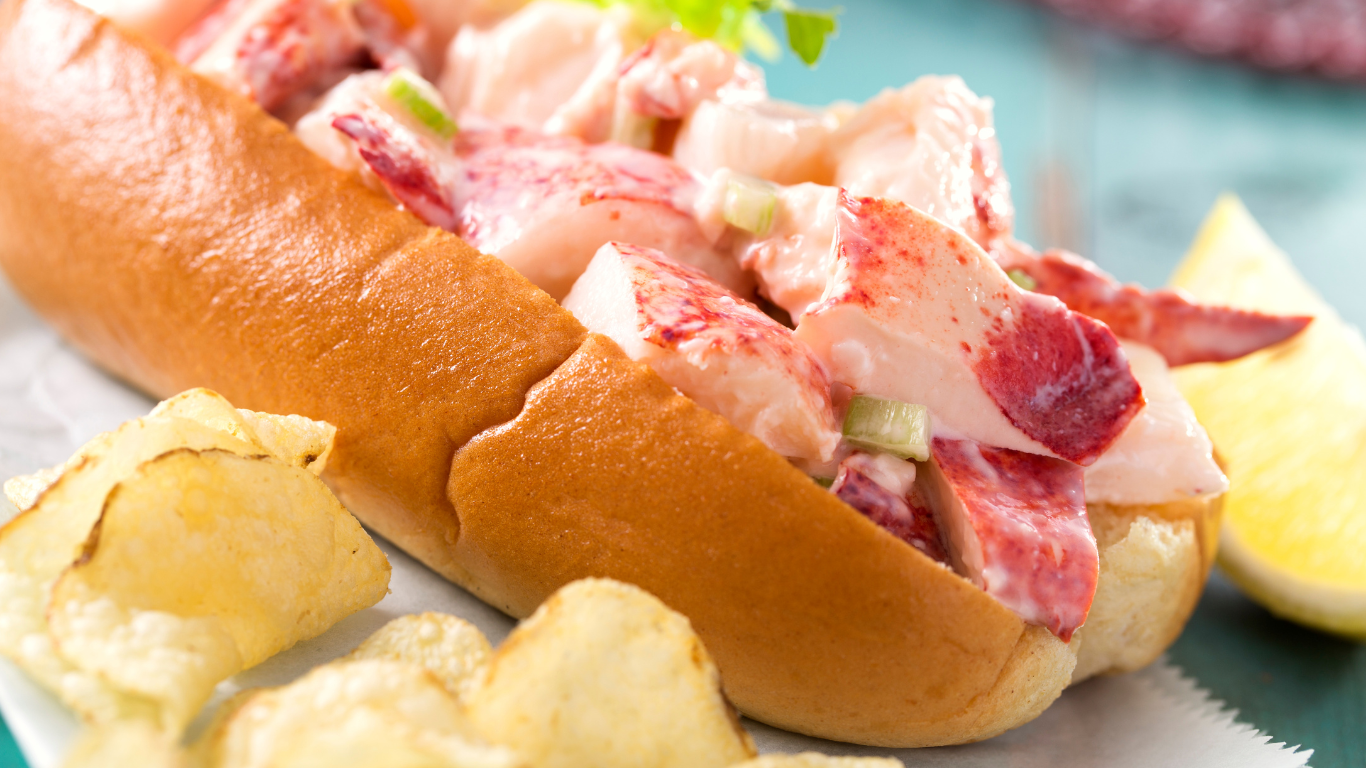 Lobster Roll with mayonnaise - Picture by mphilips007 on Canva https://www.canva.com/photos/MAEE3on2Chg/