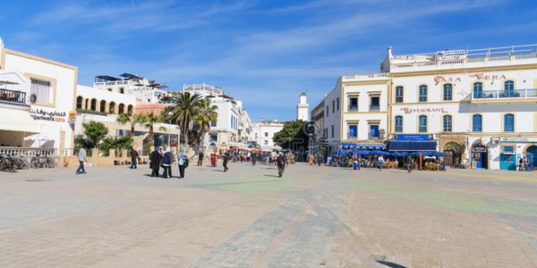 Place moulay hasan à la médina d'essaouira ville du Maroc