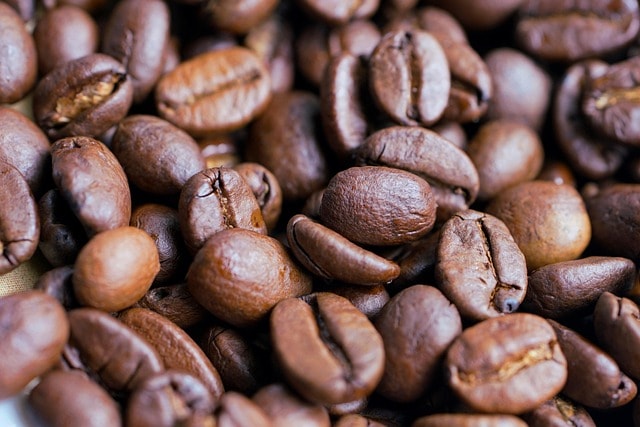 Discover the Ultimate Coffee Coffee Shop Experience in Colombia’s Eje Cafetero 6 coffee, coffee beans, roasted, pattern, brown