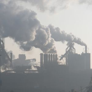 factory smoke discharge of leading to lung cancer
