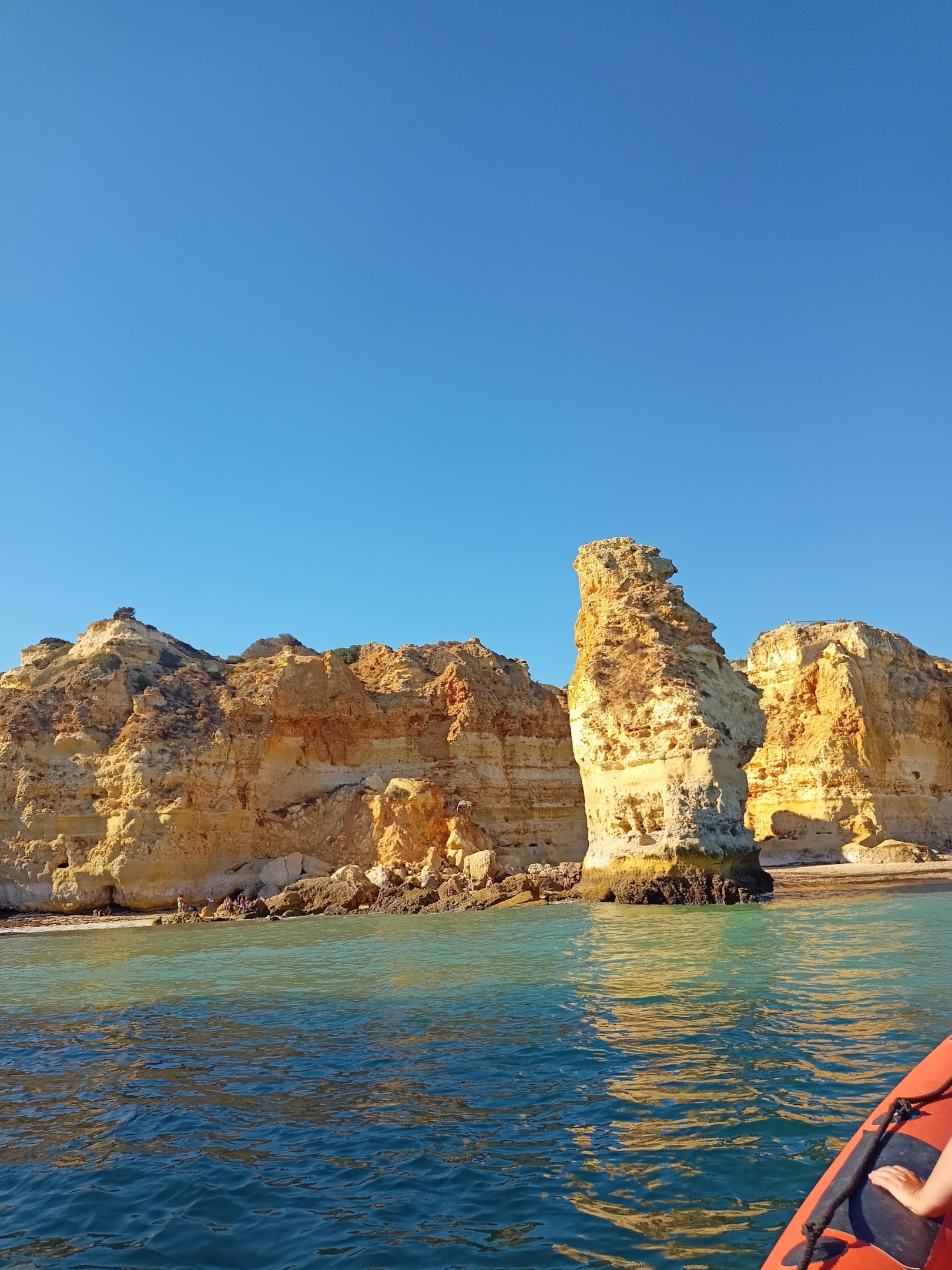 A winter holiday in Algarve with beautiful beaches and unforgettable memories