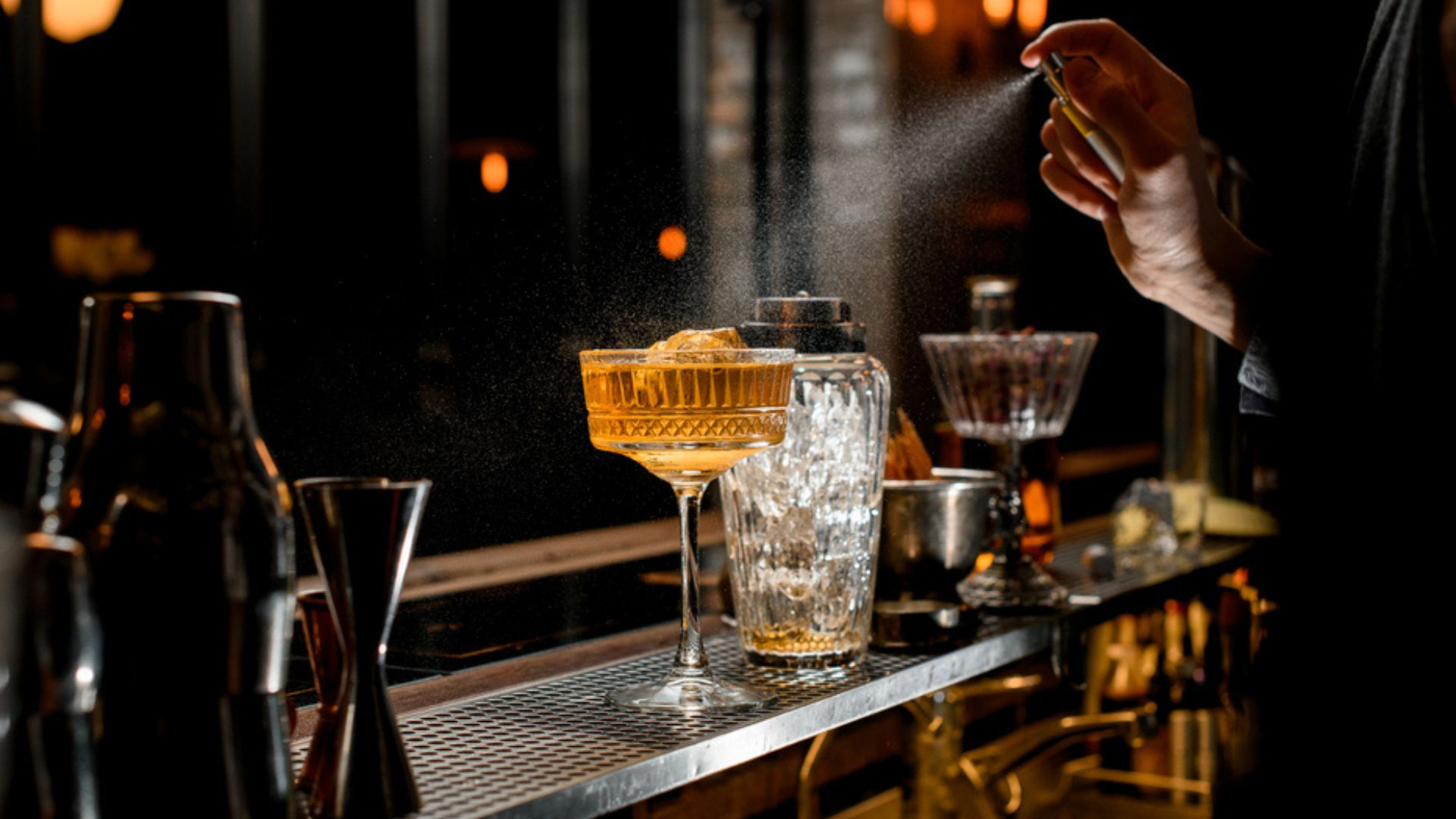 Why Mobile Bar Hire Services Are In Demand? -