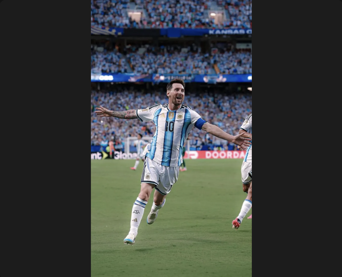 messi wallpaper 4k portrait