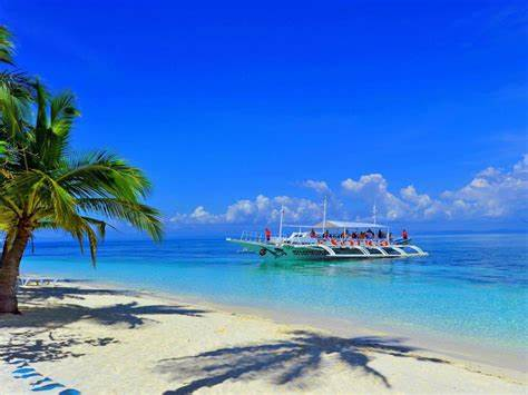 Philippine Islands: A Guide to Island Hopping's Great Destinations ...