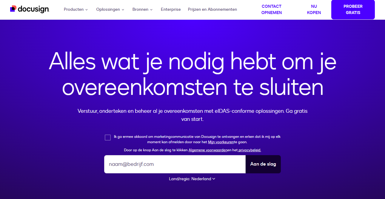 Screenshot van de website docusign, waar SpringCM nu onderdeel van is