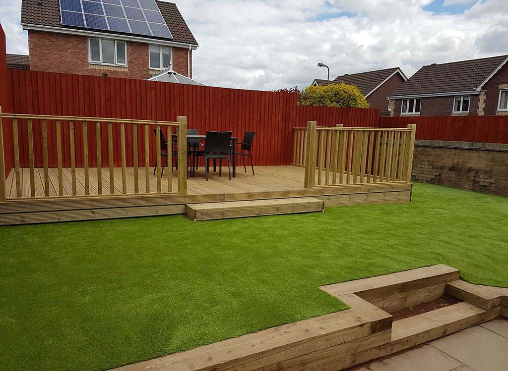 Garden fencing