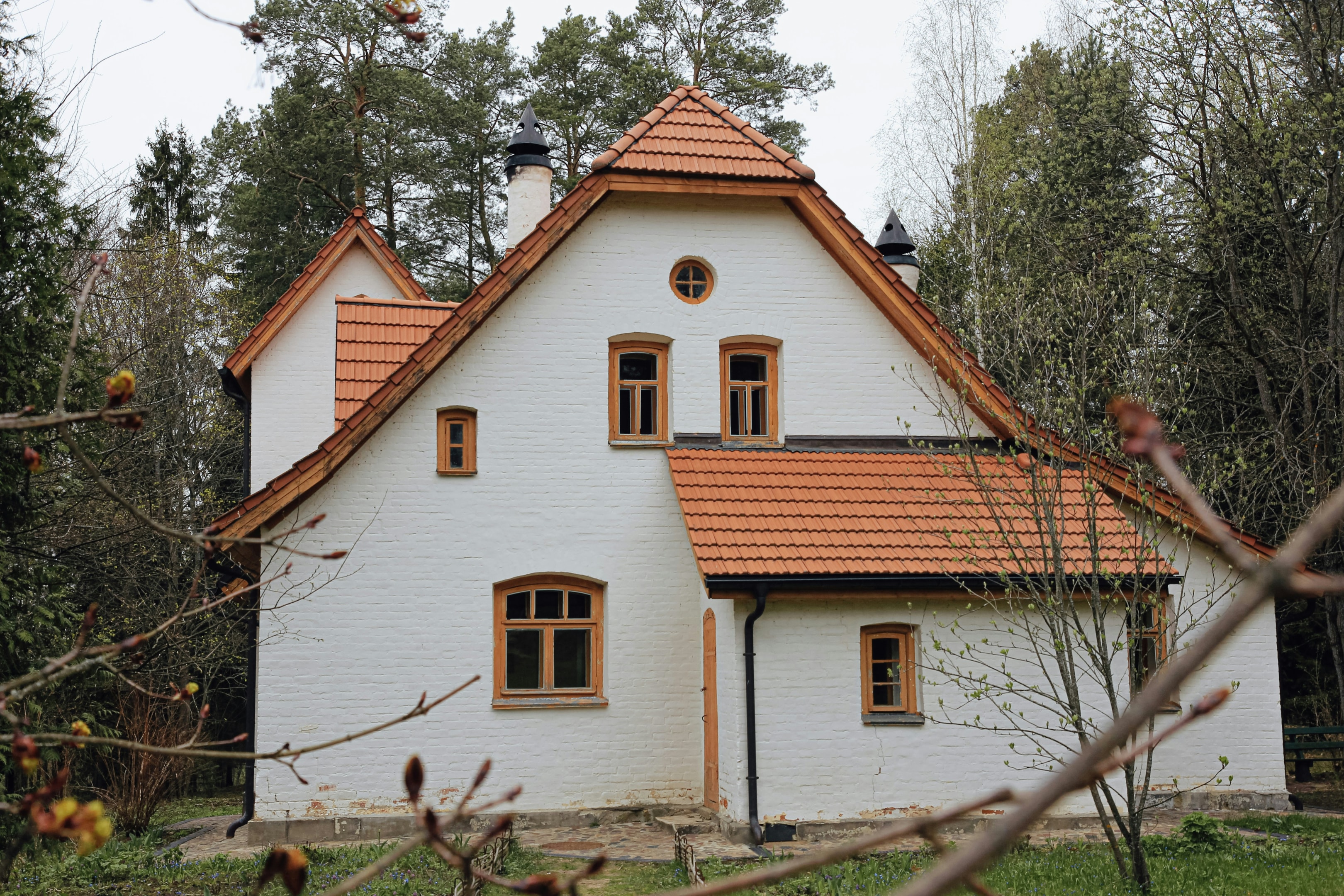 Single family house purchased by real estate investor through a historical lead.