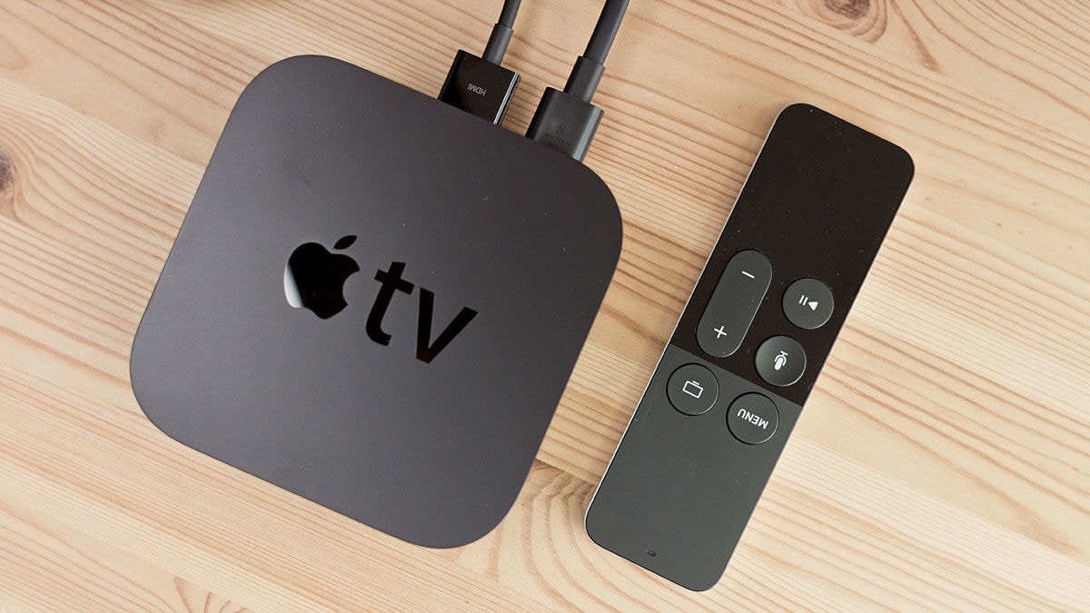 Apple TV Box und Fernbedienung.