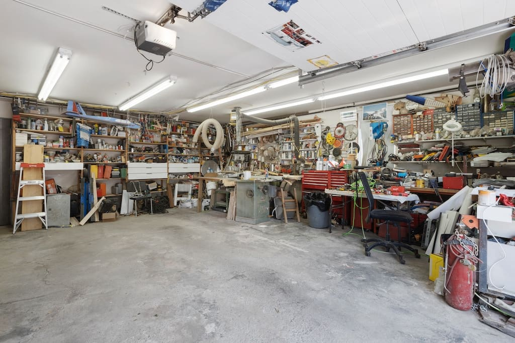 unorganised garage