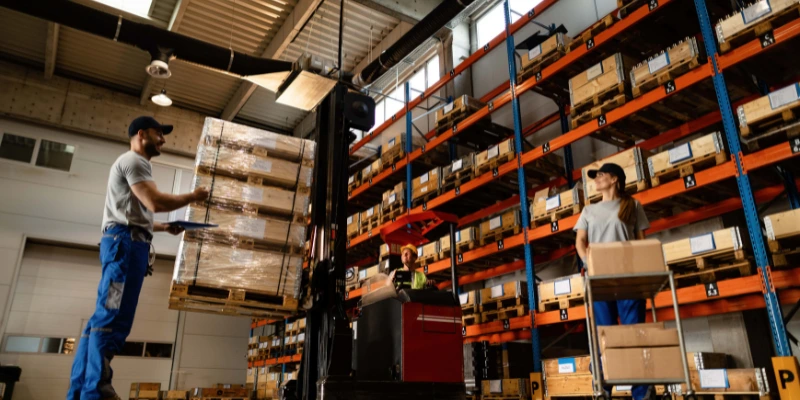 usa warehousing and logistics