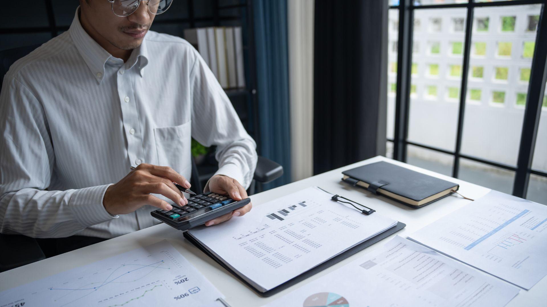 Landlord tenant laws covering financial management, lease compliance, and rental property regulations.