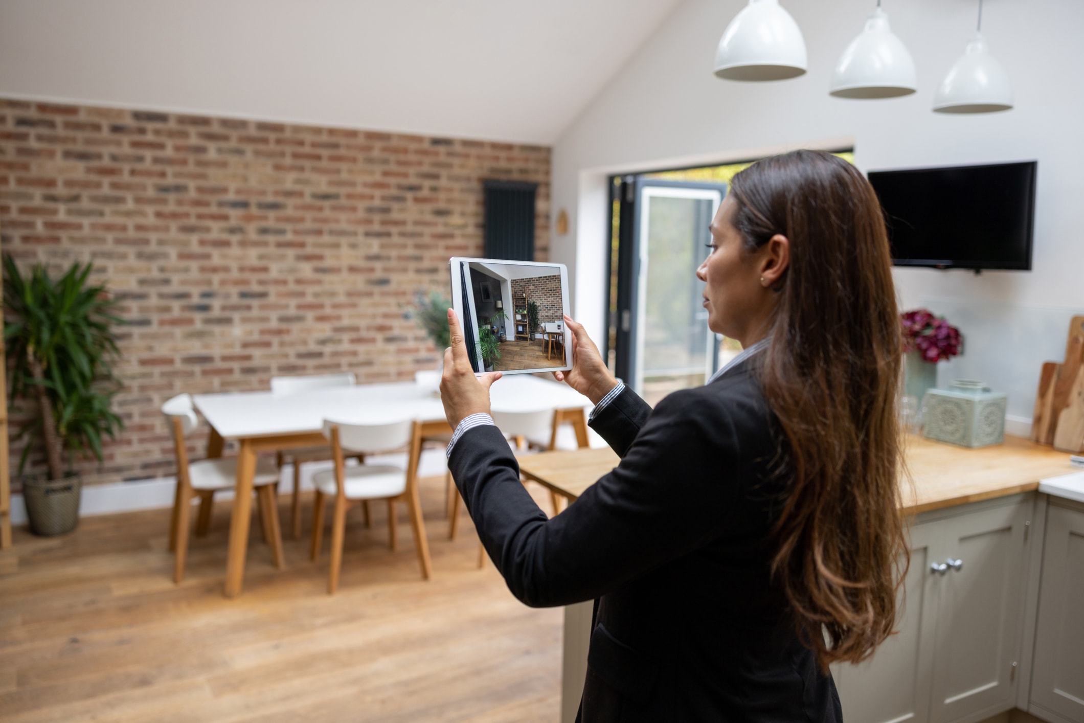 Property Listing and Marketing Platforms