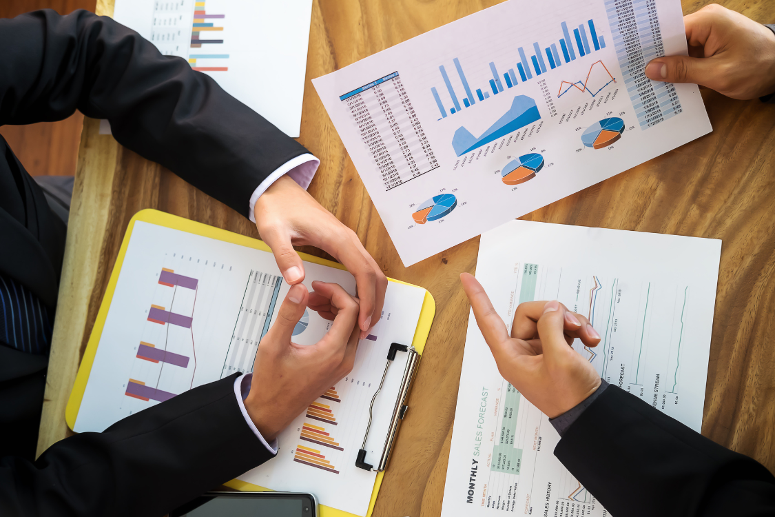 Analyzing supplement manufacturer performance data and client satisfaction metrics