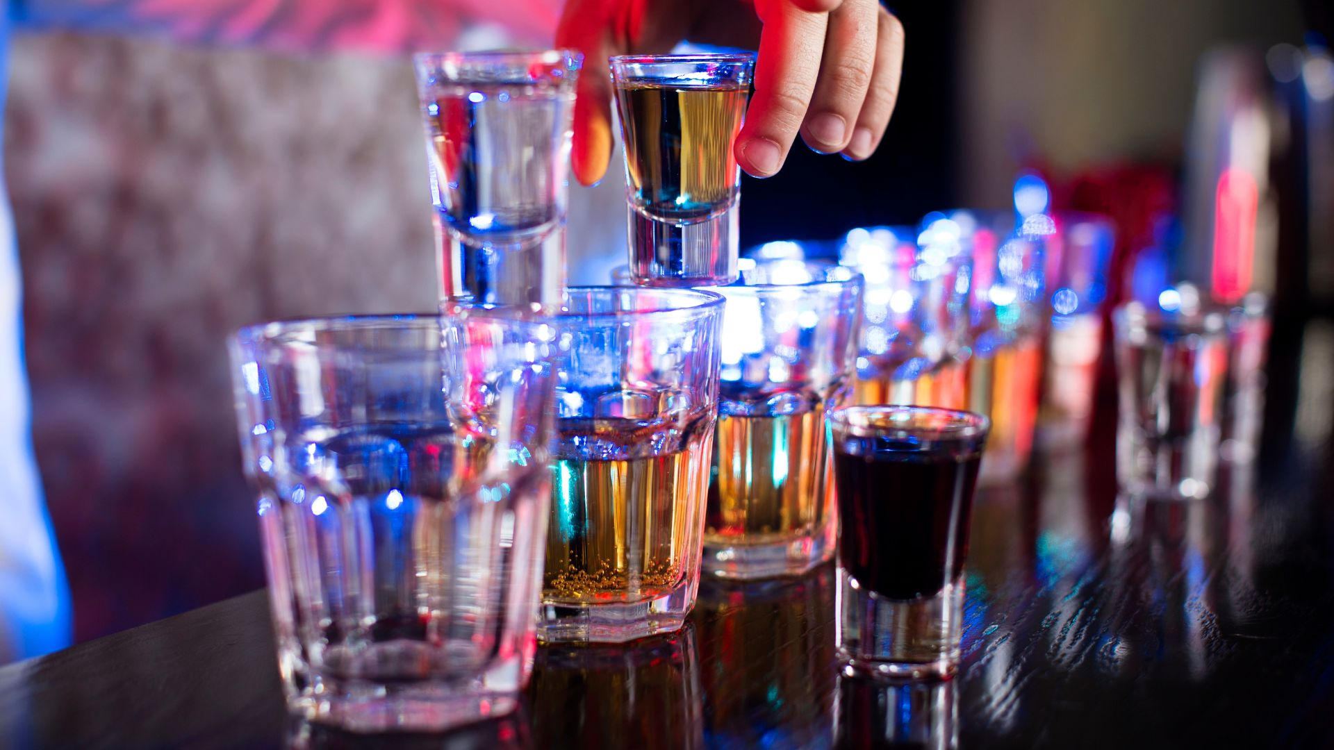 What Is Included In Mobile Bar Hire Service For Garden Party? -