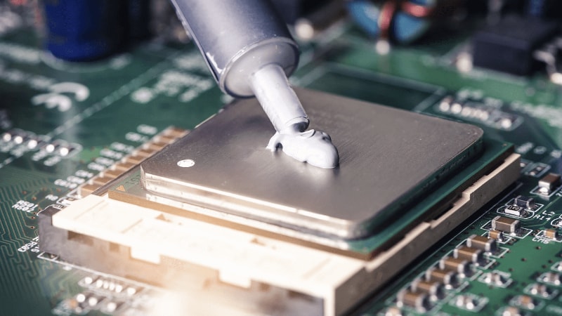 Thermal paste in action