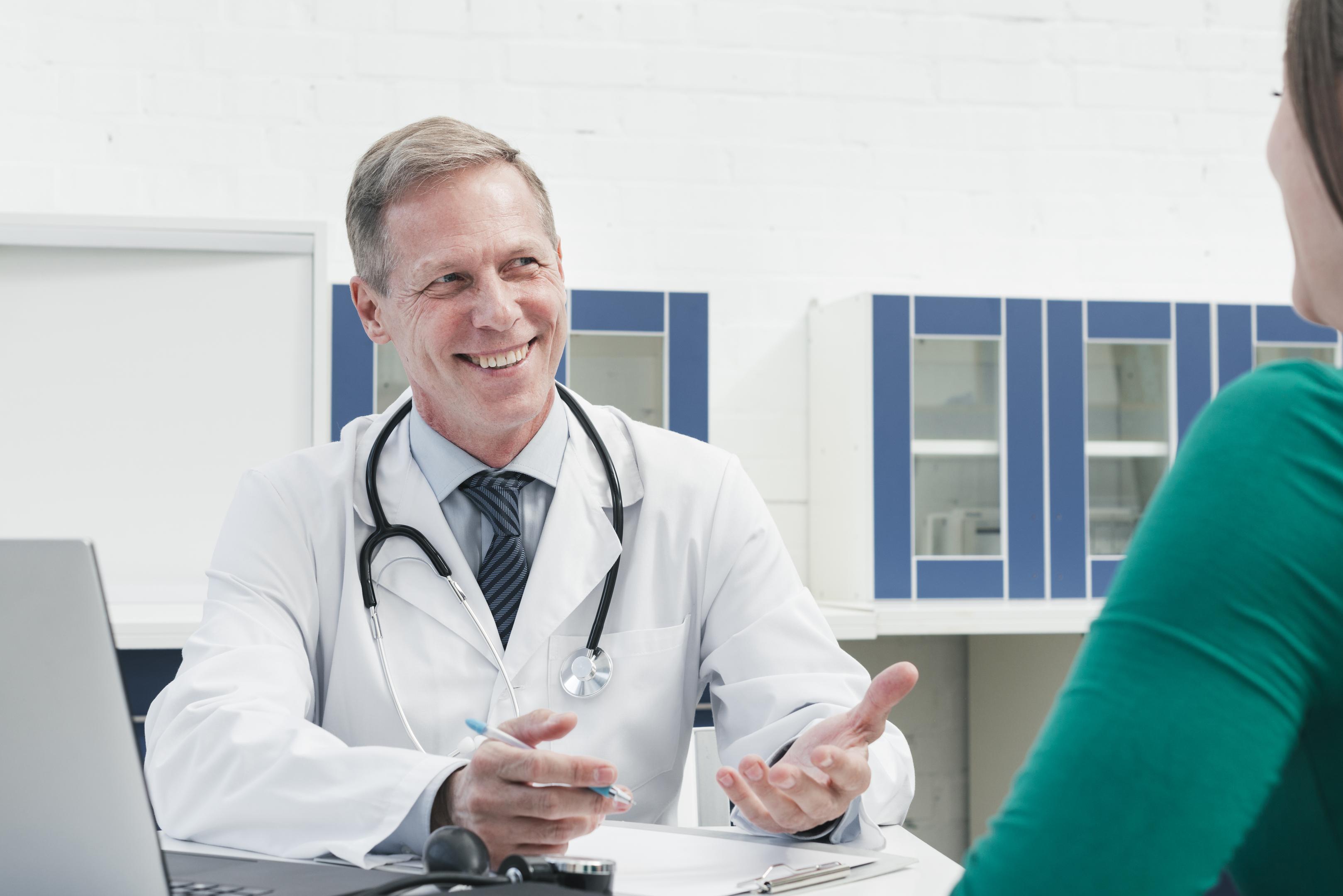 UK Doctor, Chest Wall Specialist