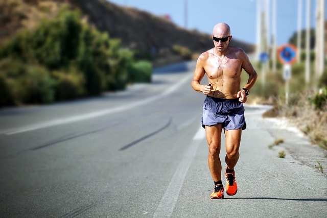 hinta, Lahjat miehelle, jotka todella merkitsevät man, jogging, exercise, fitness, myös, jog, person, road, running, runner, fit, active, active lifestyle, wellness, jogging, exercise, fitness, jog, person, road, running, runner, fit, active, active lifestyle, wellness