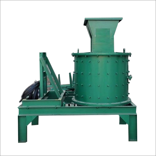 Coal crusher machine crushing raw materials into material particles