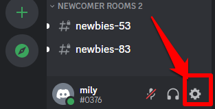 Closeup image showing the Discord user settings button