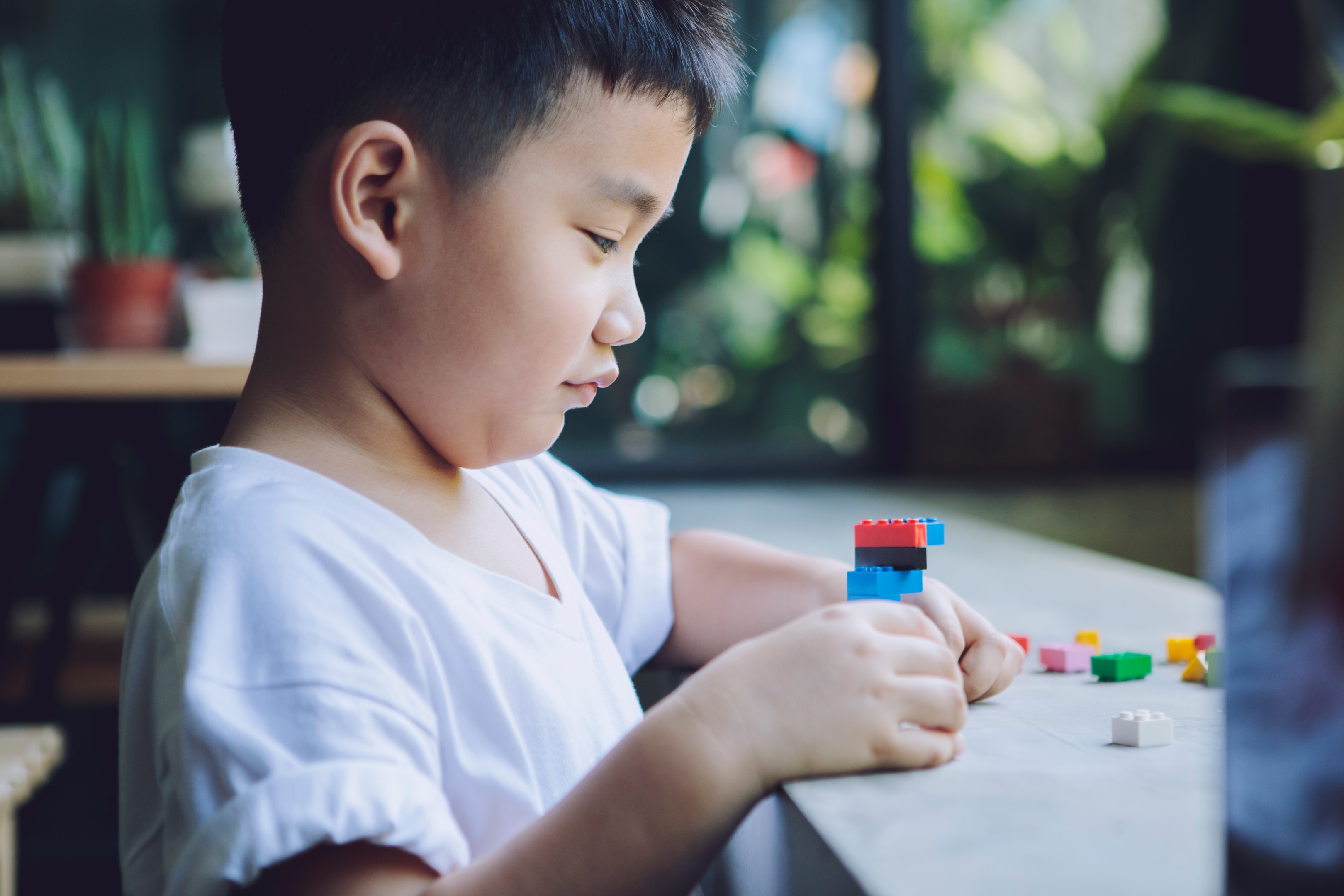 other signs of dyspraxia