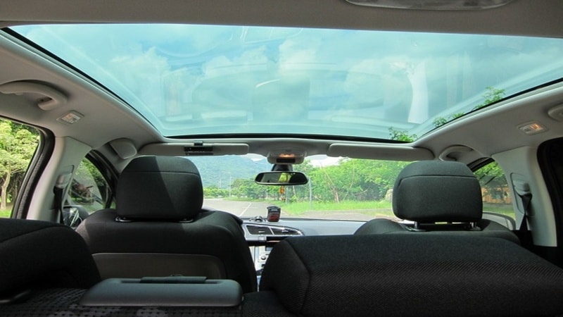 Sunroof Tint for Heat and UV Protection
