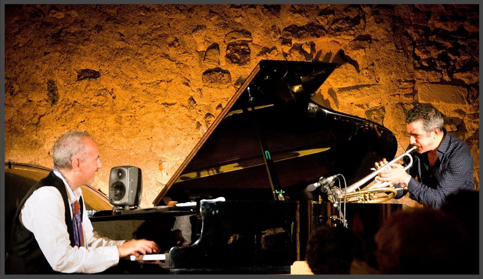 Ultimate Jazz Comping 101: Learn To Comp Like A Jazz Pro 40 Jazz Comping