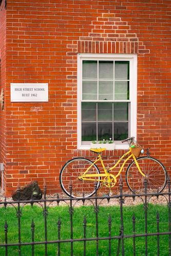 Bike leaning against a historic building in Wethersfield, CT, not far from New Haven