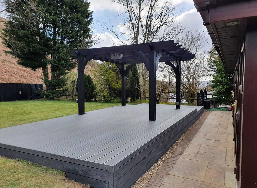 Garden fencing