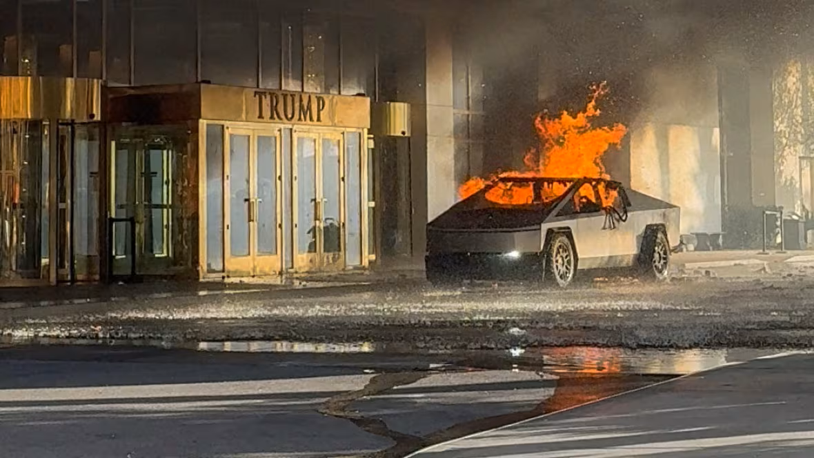 A Cybertruck caught fire in Las Vegas last January. Image courtesy of Alcides Antunes/Reuters