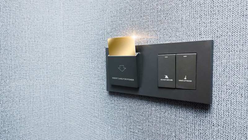 Key card switch