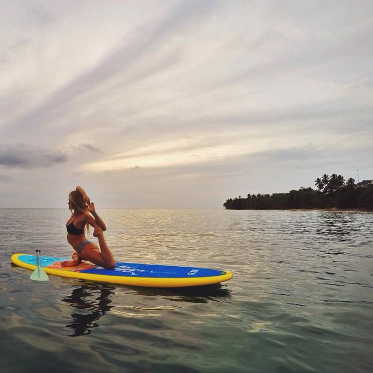 stand up paddle board yoga