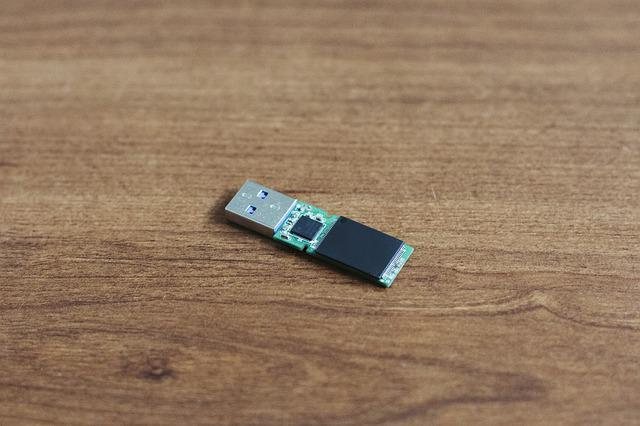 Thumb drive for digital videos