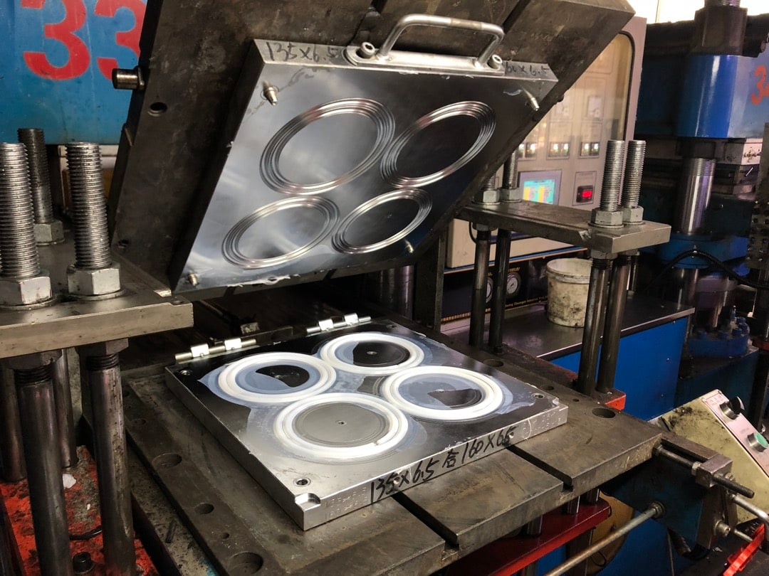 o-rings production using compression molding