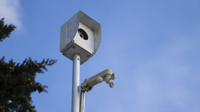 LED lamp post with motion detection