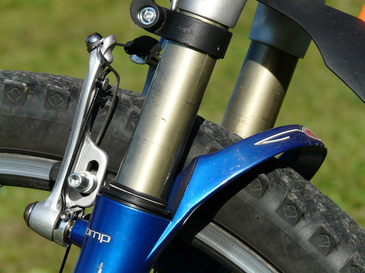 Garfo de suspensão de bicicleta - Fonte: Pixabay.