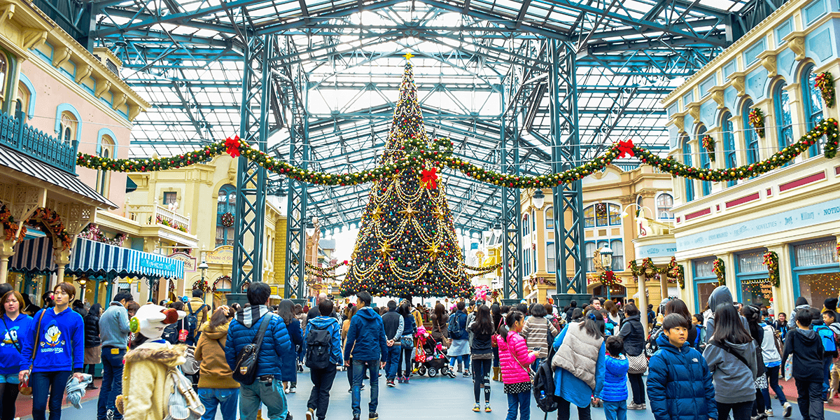 Christmas Decoration, photo via Lovely Japan