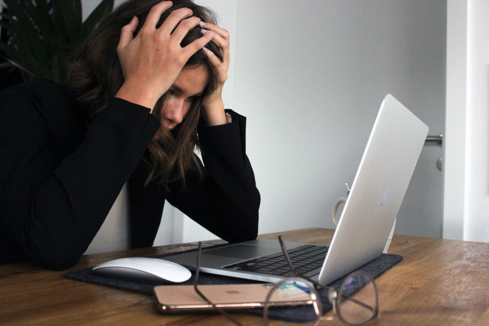 work space, mouse closer, right angles, rolled up towel, shoulder pain, upper arms, 