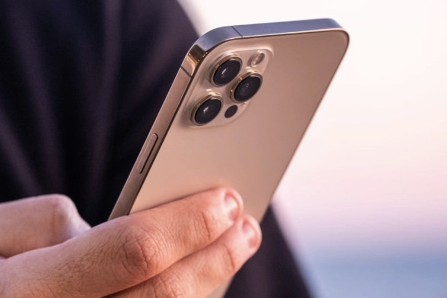 Apple iPhone 12 Pro Price & Specs in Malaysia | Harga December 2023