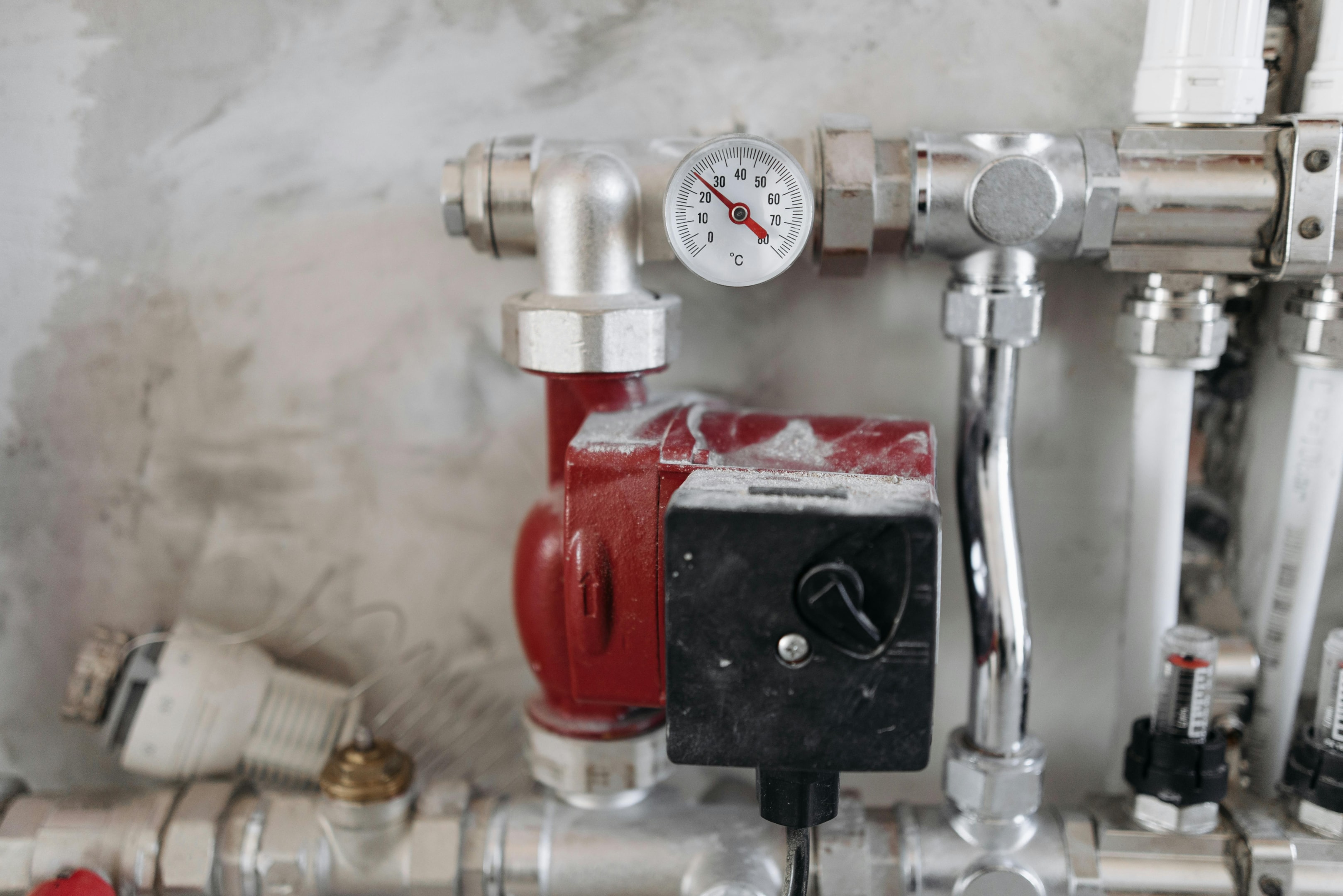 Commercial pipes and guage.