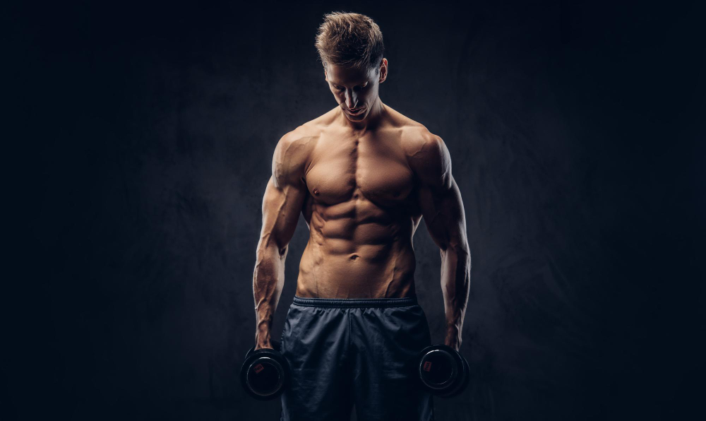A vitamina C ajuda indiretamente na manutenção da massa muscular. Fonte da imagem: freepik.
