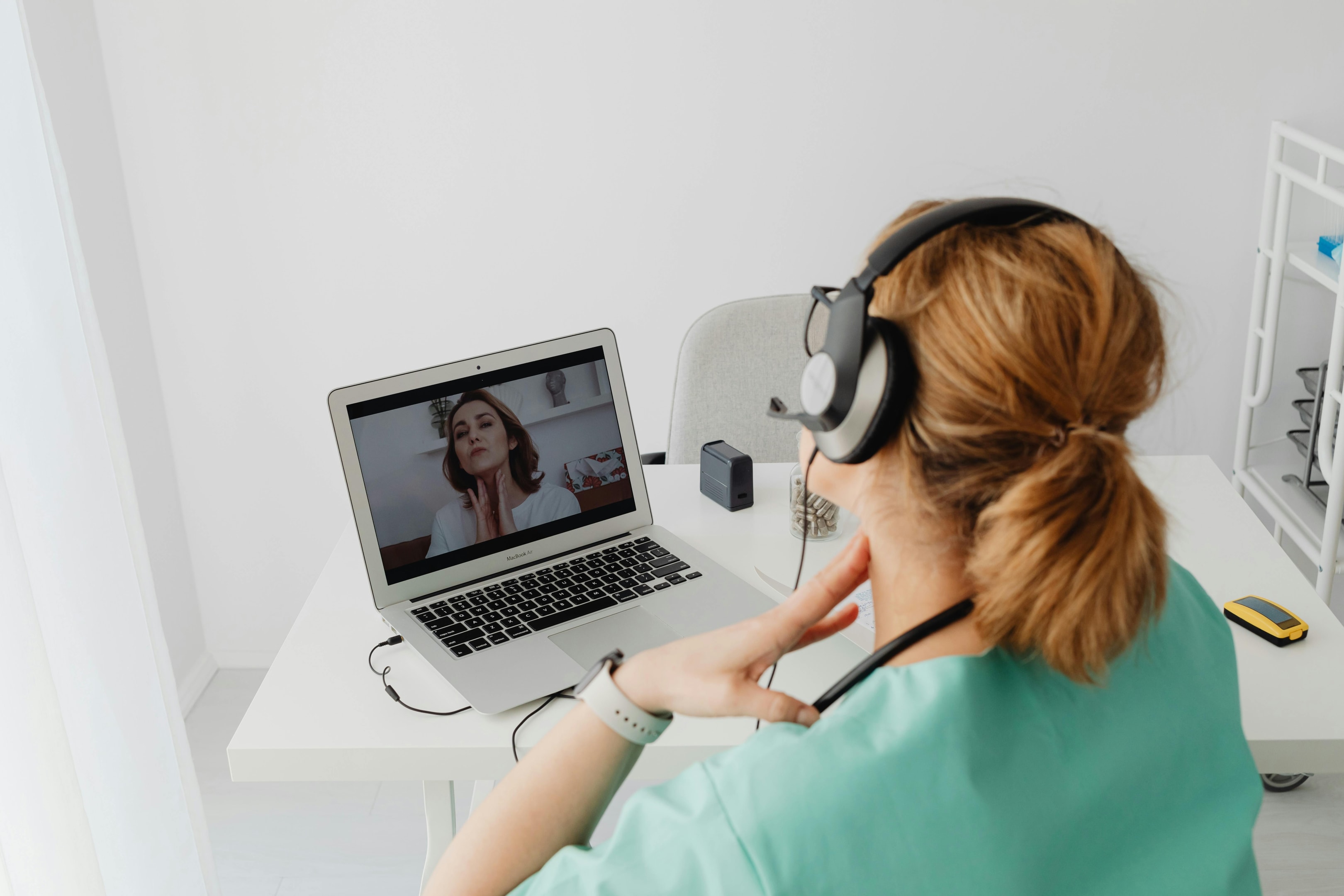 Learn about Echelon Health's follow-up care process, which is so much more than a routine physical exam by health professionals. It is important to keep your primary care provider in the loop regarding your results and adhere to any follow up care schedule for the best possible outcome. 