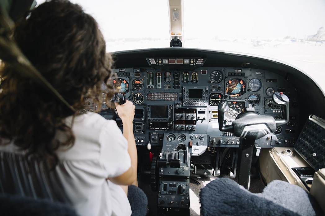 Learning Aircraft Controls in Early Flight Lessons