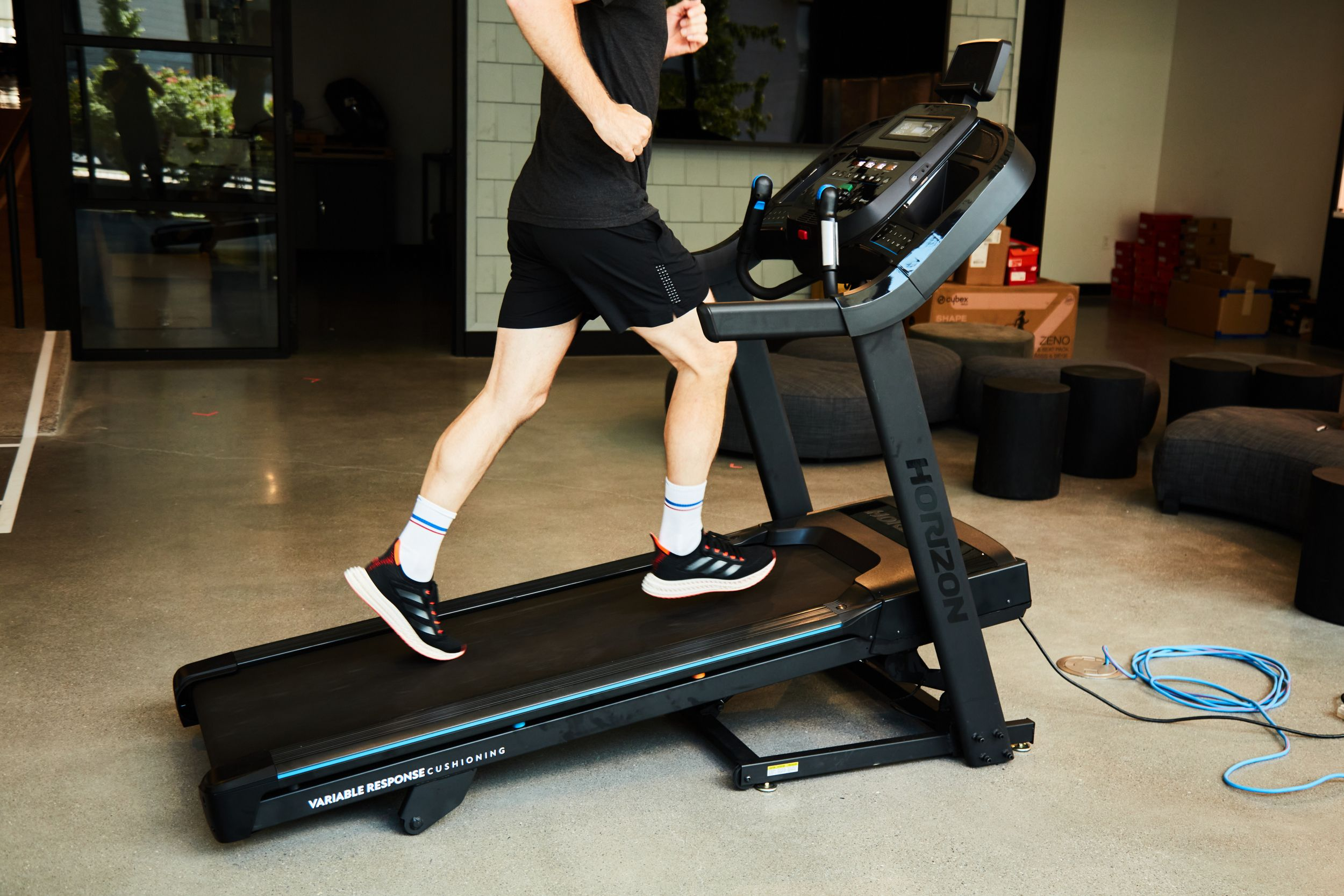 How does a treadmill work?